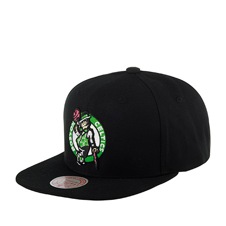 Бейсболка MITCHELL NESS арт. HHSS5762-BCEYYPPPBLCK Boston Celtics NBA (черный)