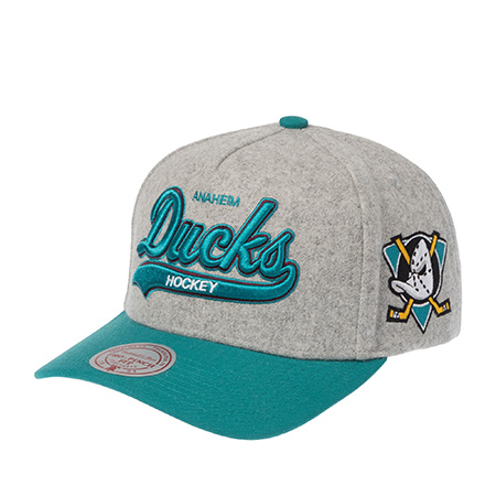 Бейсболка MITCHELL NESS арт. HP14538-ADUGREY Anaheim Ducks NHL (серый / бирюзовый)