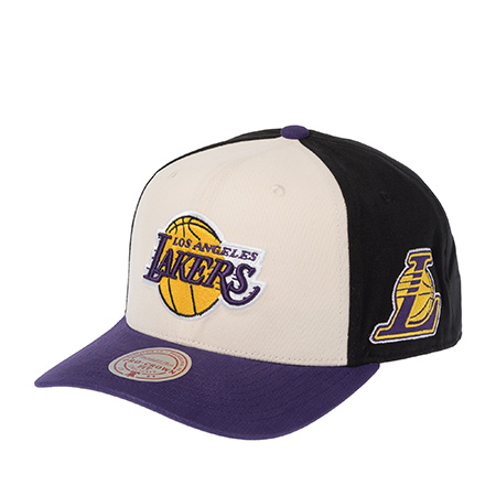 Бейсболка MITCHELL NESS арт. HP15010-LALOFWH Los Angeles Lakers NBA (кремовый / фиолетовый)