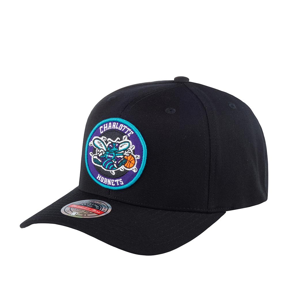 Бейсболка MITCHELL NESS арт. 6HSSFH21HW007-CHOBLCK Charlotte Hornets NBA (черный)