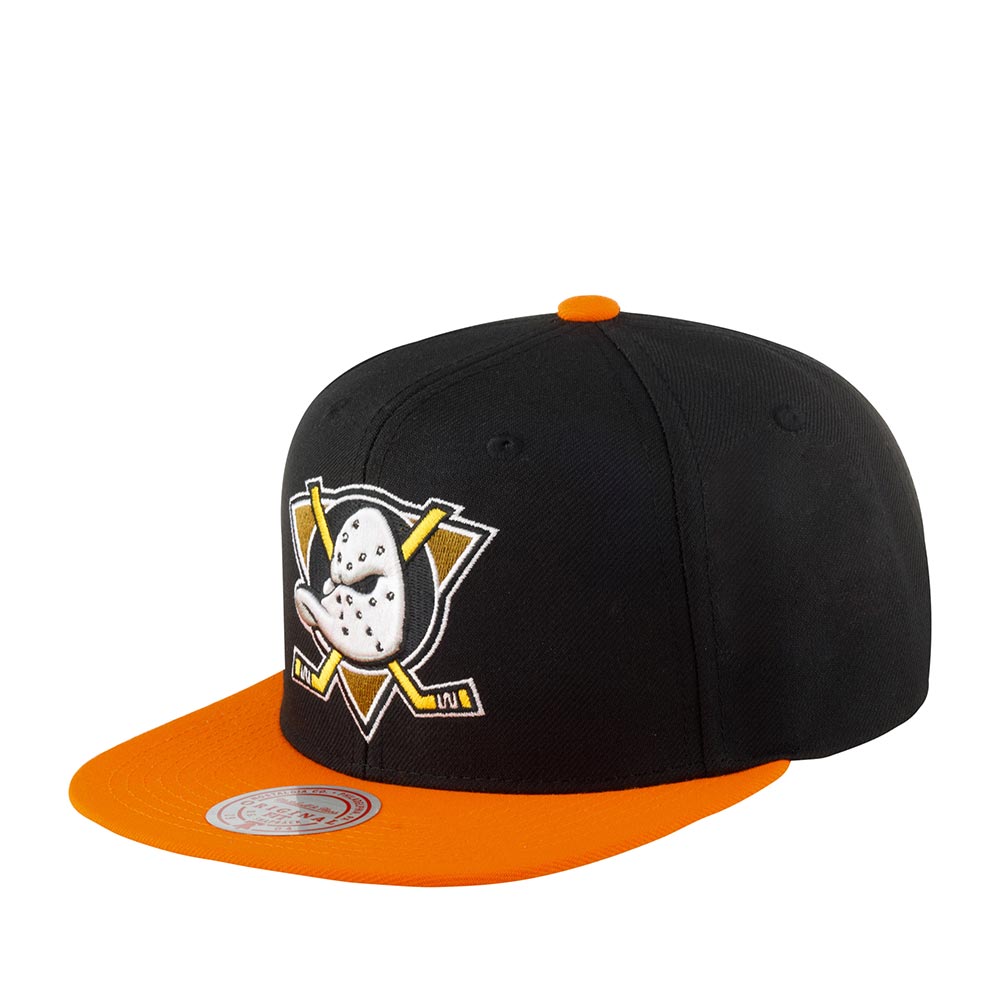 Бейсболка MITCHELL NESS арт. HHSS5367-ADUYYPPPBKOR Anaheim Ducks NHL (черный / оранжевый)