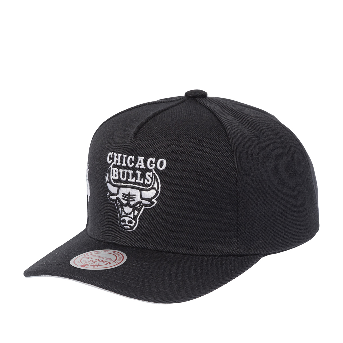 Бейсболка MITCHELL NESS арт. HP10055-CBUBLCK Chicago Bulls NBA (черный)