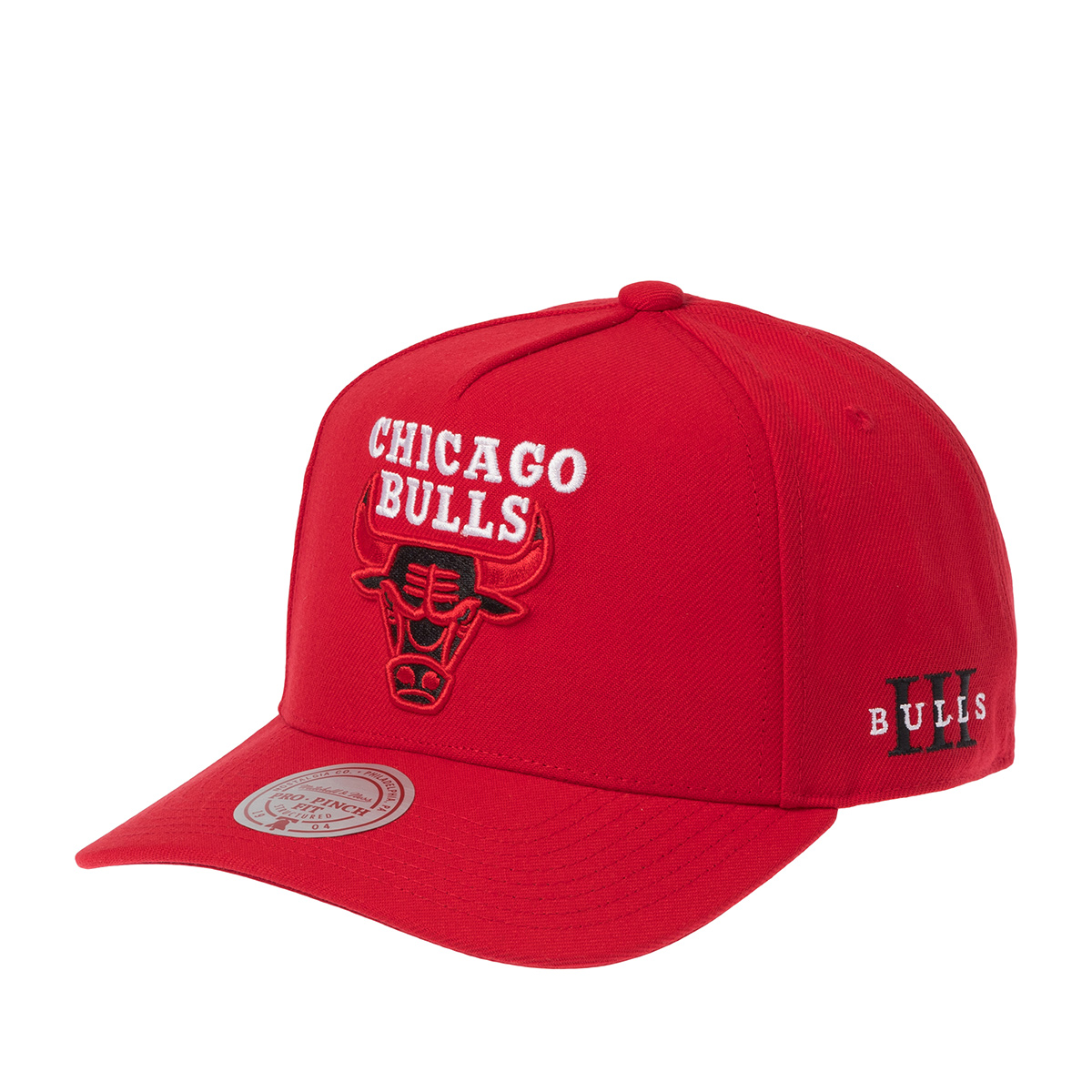 Бейсболка MITCHELL NESS арт. HP13208-CBURDRD Chicago Bulls NBA (красный)