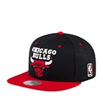 Бейсболка MITCHELL NESS арт. CHICAGO BULLS BULLS BLACKCRN Chicago Bulls NBA (черный / красный)