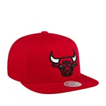 Бейсболка MITCHELL NESS арт. HHSS3256-CBUYYPPPRED1 Chicago Bulls NBA (красный)