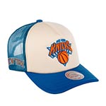 Бейсболка MITCHELL NESS арт. 5HSSSH21334-NYKOFWH New York Knicks NBA (бежевый / синий)