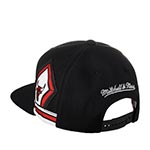 Бейсболка MITCHELL NESS арт. 6HSSLD21011-CBUBLCK Chicago Bulls NBA (черный)