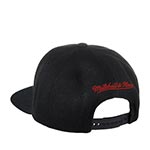 Бейсболка MITCHELL NESS арт. 6HSSMM21027-CBUBLCK Chicago Bulls NBA (черный)