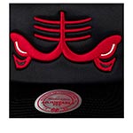Бейсболка MITCHELL NESS арт. HHSS3467-CBUYYPPPBLCK Chicago Bulls NBA (черный)
