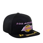 Бейсболка MITCHELL NESS арт. HHSS2997-LALYYPPPBLCK Los Angeles Lakers NBA (черный)