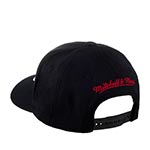 Бейсболка MITCHELL NESS арт. HHSSINTL102-CBUYYPPPBLCK Chicago Bulls NBA (черный)