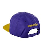 Бейсболка MITCHELL NESS арт. HHSS3264-LALYYPPPPRYW Los Angeles Lakers NBA (фиолетовый / желтый)