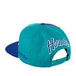 Бейсболка MITCHELL NESS арт. 6MUSSH21299-CHOTLPR Charlotte Hornets NBA (бирюзовый / фиолетовый)