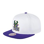 Бейсболка MITCHELL NESS арт. 6HSSSH21294-MBUWHPR Milwaukee Bucks NBA (белый / фиолетовый)