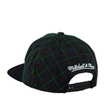 Бейсболка MITCHELL NESS арт. HHSS1212-BCEYYPPPBLCK Boston Celtics NBA (черный)