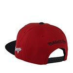 Бейсболка MITCHELL NESS арт. 6HSSSH22018-CBURED1 Chicago Bulls MLB (красный / черный)