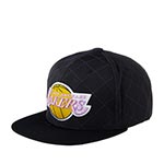 Бейсболка MITCHELL NESS арт. HHSS1212-LALYYPPPBLCK Los Angeles Lakers NBA (черный)