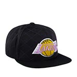 Бейсболка MITCHELL NESS арт. HHSS1212-LALYYPPPBLCK Los Angeles Lakers NBA (черный)
