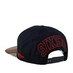 Бейсболка MITCHELL NESS арт. HHSS1101-P76YYPPPBLCK Philadelphia 76Ers NBA (черный / коричневый)
