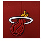 Бейсболка MITCHELL NESS арт. HHSS3256-MHEYYPPPMARO Miami Heat NBA (бордовый)