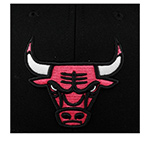 Бейсболка MITCHELL NESS арт. HHSS5762-CBUYYPPPBLCK Chicago Bulls NBA (черный)