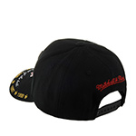 Бейсболка MITCHELL NESS арт. HHSS6268-CBUYYPPPBLCK Chicago Bulls NBA (черный)