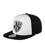 Бейсболка MITCHELL NESS арт. HHSS1051-BNEYYPPPWHBK Brooklyn Nets NBA (белый / черный)