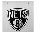 Бейсболка MITCHELL NESS арт. HHSS1051-BNEYYPPPWHBK Brooklyn Nets NBA (белый / черный)