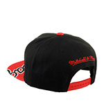 Бейсболка MITCHELL NESS арт. 6HSSMM19455-CBUBKRD Chicago Bulls NBA (черный / красный)