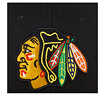 Бейсболка MITCHELL NESS арт. HP7974-CBHBLCK Chicago Blackhawks NHL (черный / красный)