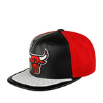 Бейсболка MITCHELL NESS арт. 6HSSMM19224-CBUBKWH Chicago Bulls NBA (черный / белый)