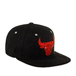 Бейсболка MITCHELL NESS арт. HHSS5822-CBUYYPPPBKRD Chicago Bulls NBA (черный /красный)