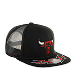 Бейсболка MITCHELL NESS арт. HHSS7016-CBUYYPPPBLCK Chicago Bulls NBA (черный)