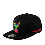Бейсболка MITCHELL NESS арт. 6HSFSH21324-CBUBLCK Chicago Bulls NBA (черный)