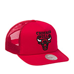 Бейсболка MITCHELL NESS арт. HT8032-CBURED1 Chicago Bulls NBA (красный)