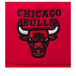 Бейсболка MITCHELL NESS арт. HT8032-CBURED1 Chicago Bulls NBA (красный)