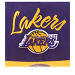 Бейсболка MITCHELL NESS арт. HP9355-LALPURP Los Angeles Lakers NBA (фиолетовый / желтый)