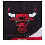 Бейсболка MITCHELL NESS арт. HP10392-CBUBLCK Chicago Bulls NBA (черный / красный)