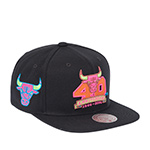 Бейсболка MITCHELL NESS арт. HS11472-CBUBLCK Chicago Bulls NBA (черный)