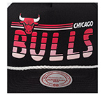 Бейсболка MITCHELL NESS арт. HT11491-CBUBLCK Chicago Bulls NBA (черный)