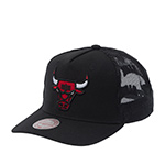 Бейсболка MITCHELL NESS арт. HHSS7632-CBUYYPPPBLCK Chicago Bulls NBA (черный)