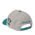 Бейсболка MITCHELL NESS арт. HP14538-ADUGREY Anaheim Ducks NHL (серый / бирюзовый)
