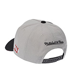 Бейсболка MITCHELL NESS арт. HP13208-CBUBKGY Chicago Bulls NBA (серый / черный)