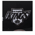 Бейсболка MITCHELL NESS арт. HS12816-LAKBLCK Los Angeles Kings NHL (черный / белый)