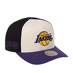 Бейсболка MITCHELL NESS арт. HP15010-LALOFWH Los Angeles Lakers NBA (кремовый / фиолетовый)
